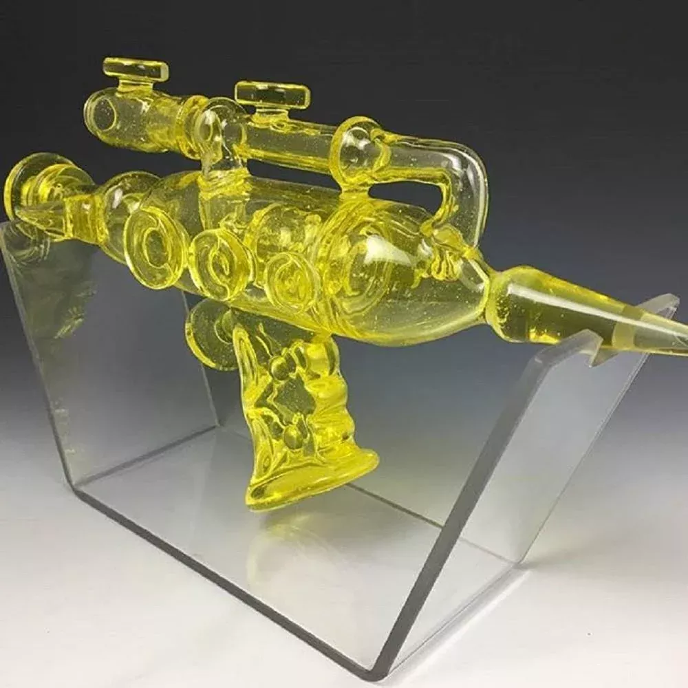 Darby Holm Lemon Drop Raygun Artisan Hand Blown Glass Pipe